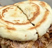 Authentic Shaanxi Roujiamo