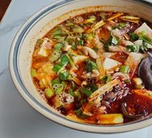 Hulu头 Steamed Bread in Soup