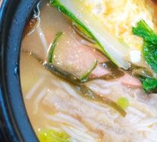 Three Delicacies Tofu Soup Rice in Clay Pot