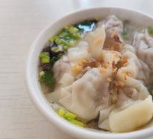Purple Seaweed and Shrimp Dumplings