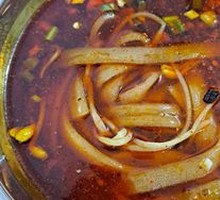 Old Mom Hot Pot Noodles
