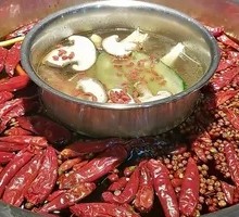 Yin-Yang Hot Pot Base