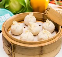 Steamed Pork Buns