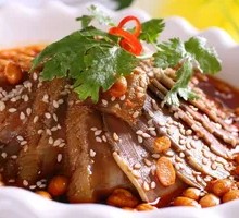 Spicy Sliced Pork Lung Salad