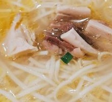 Stewed Chicken Noodles