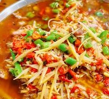 Fresh Spicy Rabbit in Pot