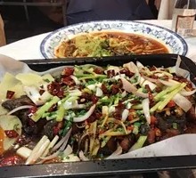 Fresh Charcoal-Roasted Clam Fish