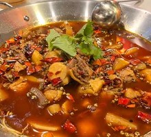 Fatty Intestine Bamboo Shoot Fresh Taro Chicken