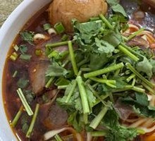 Gold-Grade Braised Beef Noodles