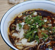 Spicy Pork and Hand-Sliced Noodles