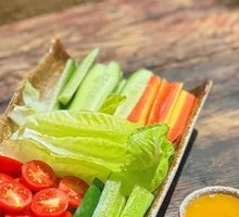 Big Tree Tomato Platter