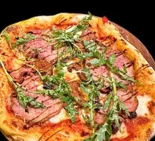 Pasta Beef Pizza
