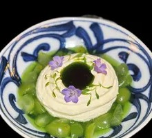 Whey Cheese with Green Grape Sauce