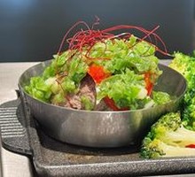 Wood Sorrel and Green Pepper Stir-fry