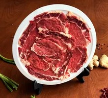 Fresh-cut Wagyu Strip