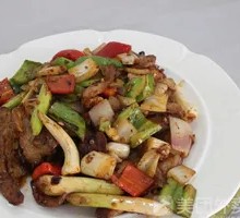 Onion Stir-fried Pork