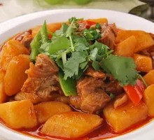 Beef Stewed with Potatoes