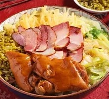 Pork Trotter with Barbecue Pork