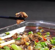 Spicy Chicken with Green Peppers