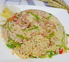 青椒肉丝炒饭