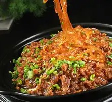 Soup Crisp Pork Sichuan Noodles