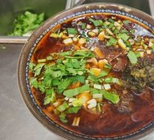 Braised Beef and Bamboo Shoot Noodles