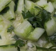 Garlic Cucumber Salad