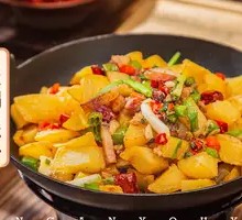 Stir-Fried Potato with Aromatics