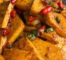 Spicy Pot-Braised Tofu with Leaves