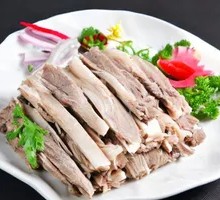 Premium Hand-Ripped Lamb