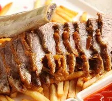 Double-Flavor Charcoal-Grilled Beef Ribs