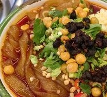 Old Chengdu Hot Pot Noodles