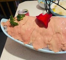 Freshly Sliced Pork Kidney with Big Knife