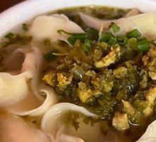 Sour Cabbage and Pork Noodles