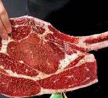 Tomahawk Steak