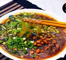 Vegetarian Sour Spicy Noodles