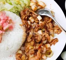 Delicious Chinese Meal with One Meat and One Vegetable