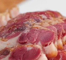 Stir-fried Pig's Head with Small Peppers