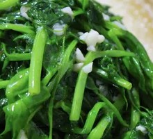 Stir-fried Pea Shoots