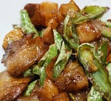 Xiang-Style Stir-Fried Pork