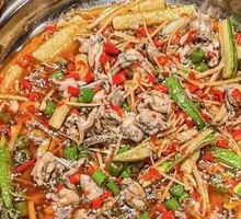 Fresh Spicy Rabbit in Pot