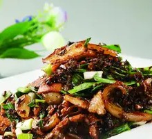 Salted Vegetable Stir-fry with Pork