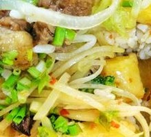 Braised Beef Shank Baozi Rice