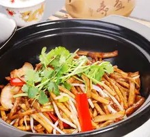 Braised Intestines with Tea Tree Mushrooms