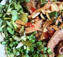 Fresh Chili Pork Liver Noodles