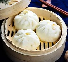 Saucy Pork Steamed Buns