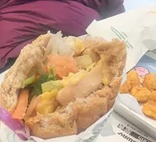 Aromatic Tuna Sandwich