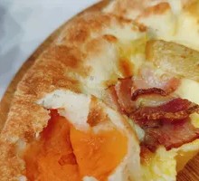 Sweet Potato Mashed Pizza with Rolled Edges