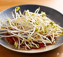Bean sprouts