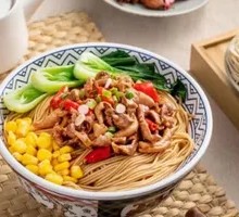 Dry-Mixed Chicken Offal Noodles